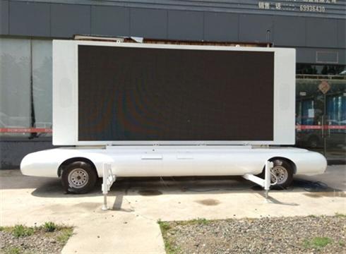 LED牵引汽车